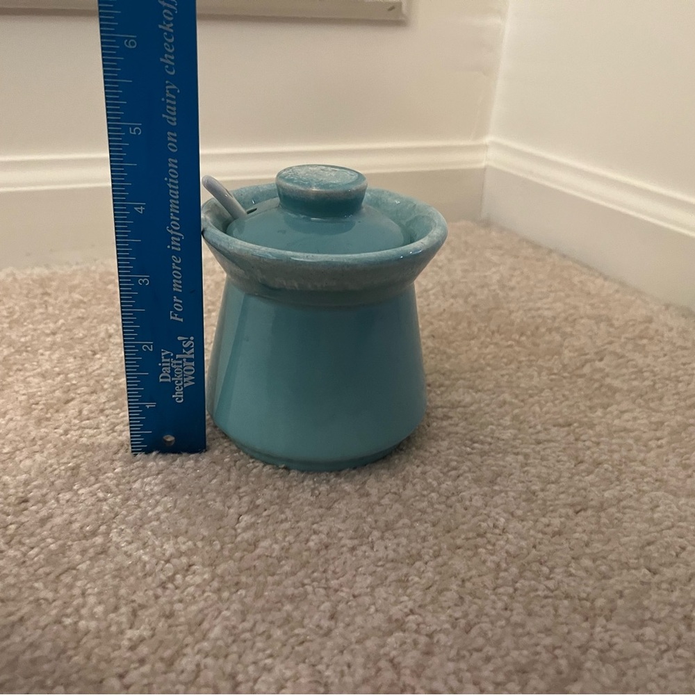 Vintage Crestone Turquoise with white drip edge sugar bowl with lid and spoon. - Picture 2 of 7